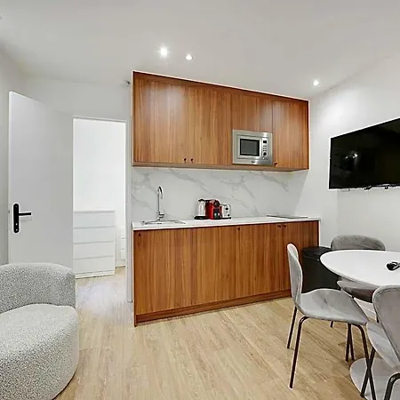 Modern With Terrace Παρίσι